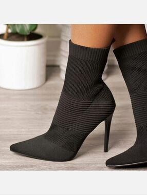 Cape Robbin Chantria Knit Sock Bootie Stiletto Heel Boot Black Women's 6.5